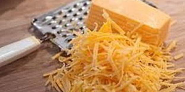 салат цезарь с брынзой