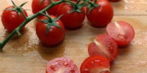 салат цезарь с черри