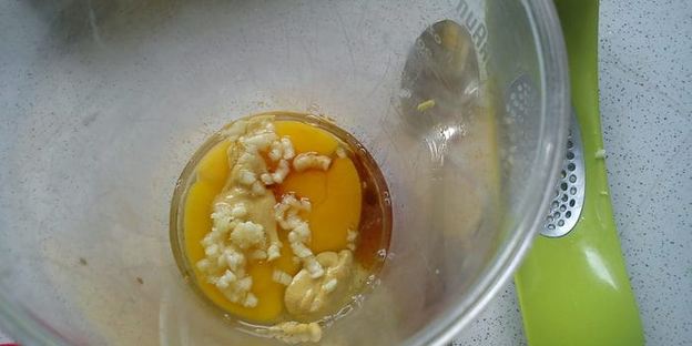 салат цезарь с индейкой