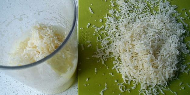 салат цезарь с индейкой