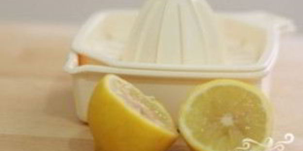 салат цезарь с курицей с помидорами