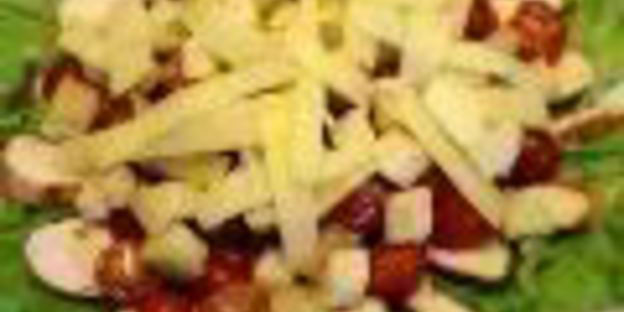 салат цезарь с маринованной курицей