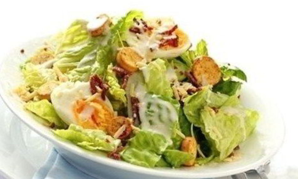 Рецепт салата цезарь с палтусом