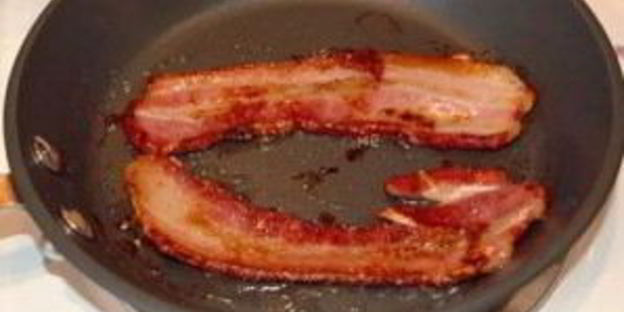 салат цезарь с ветчиной