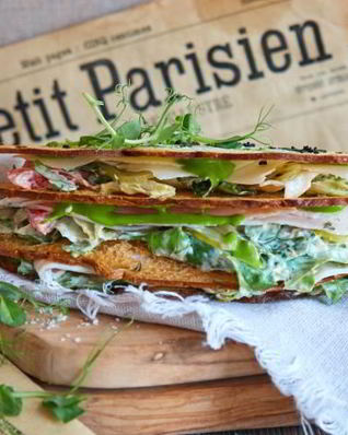 Сэндвич с салатом Цезарь