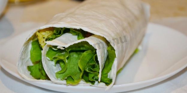 цезарь ролл с курицей без майонеза