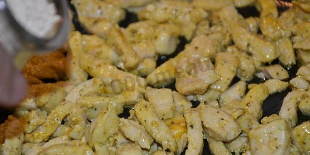 цезарь ролл с курицей без майонеза