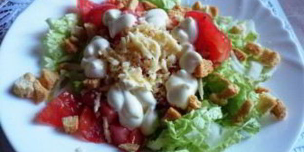 вегетарианский салат цезарь