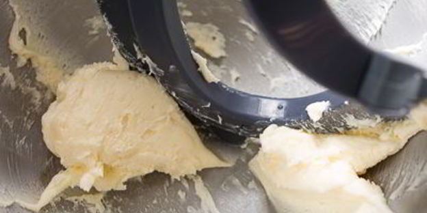 лосось с хрустящей корочкой и эстрагоновым винегретом