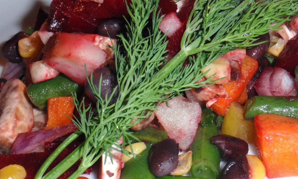 Рецепт винегрета с фасолью и кукурузой