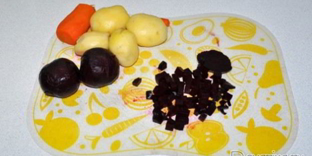 винегрет с запеченной свеклой и фасолью