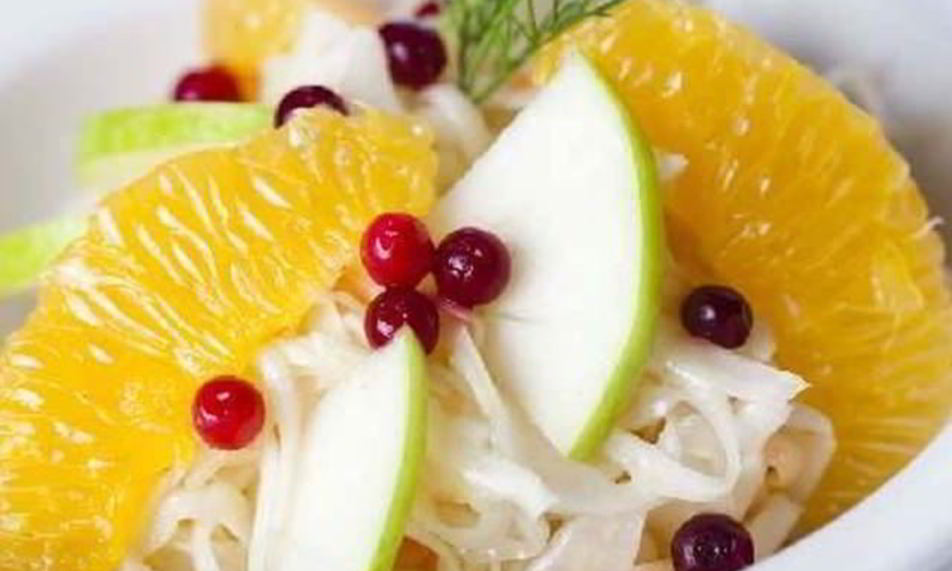 Рецепт витаминного салата из капусты с апельсинами