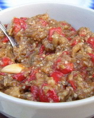 Дачный соус из овощей на костре