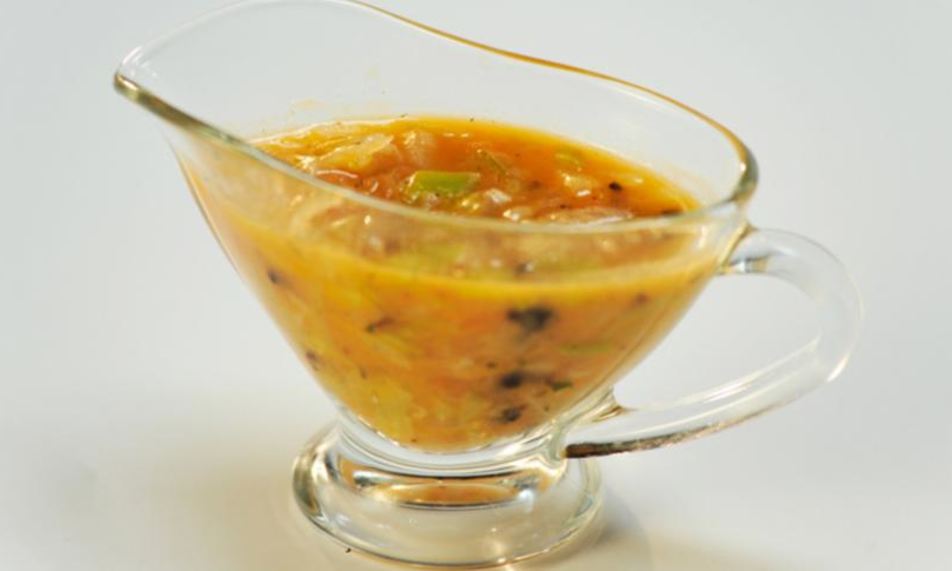 Рецепт лукового соуса с можжевельником