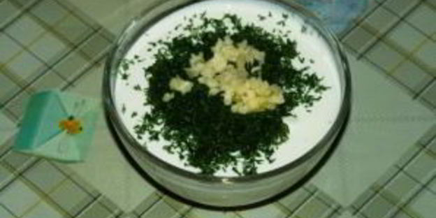 сметанно-чесночный соус