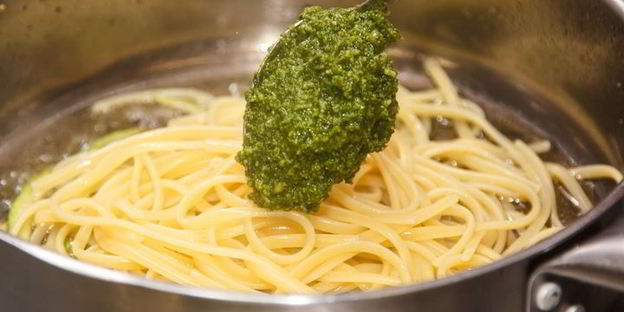 лингвини с соусом песто