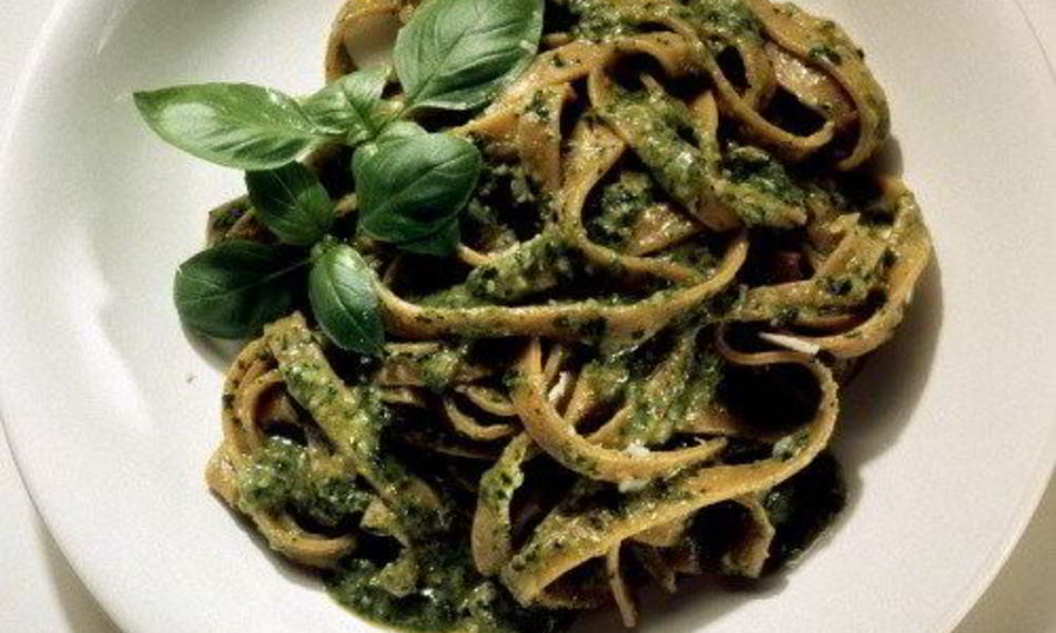 Рецепт пасты с соусома песто иза руккол и грецких орехова