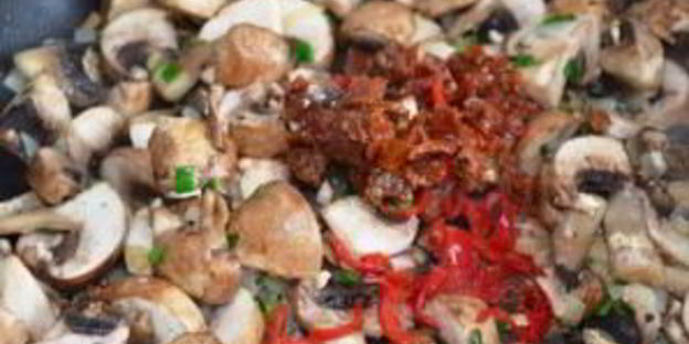 песто из грибов