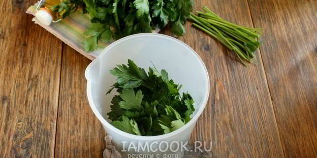 песто из петрушки