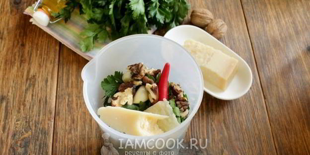 песто из петрушки