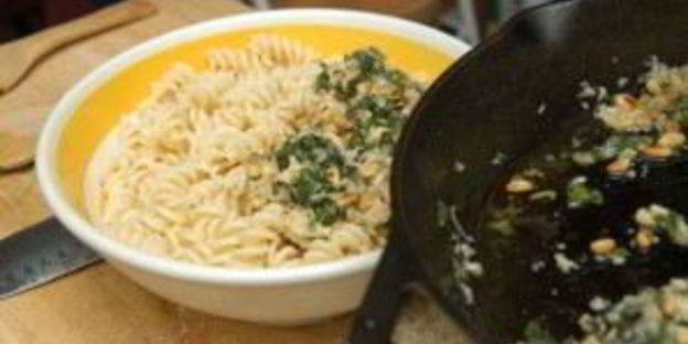 песто на сковороде