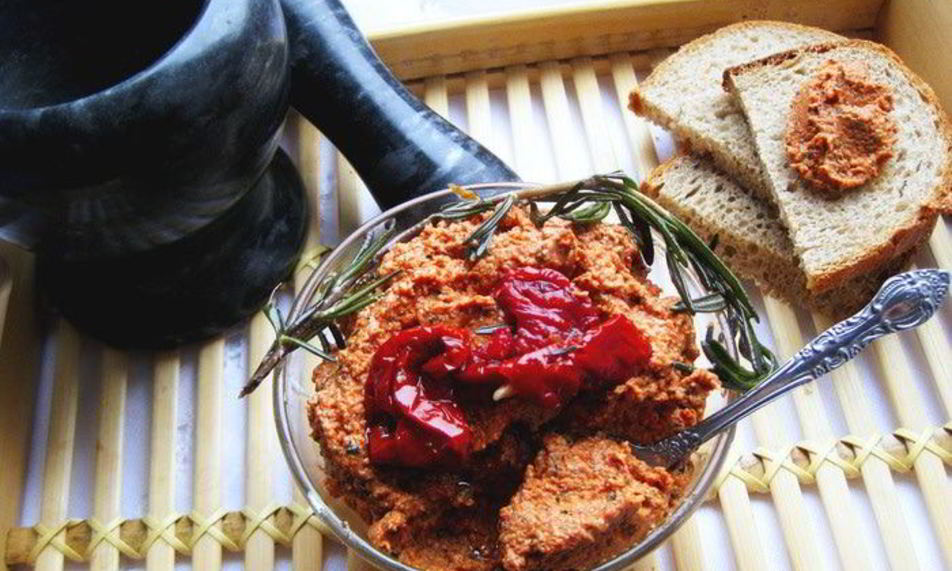 Рецепт песто с вялеными томатами