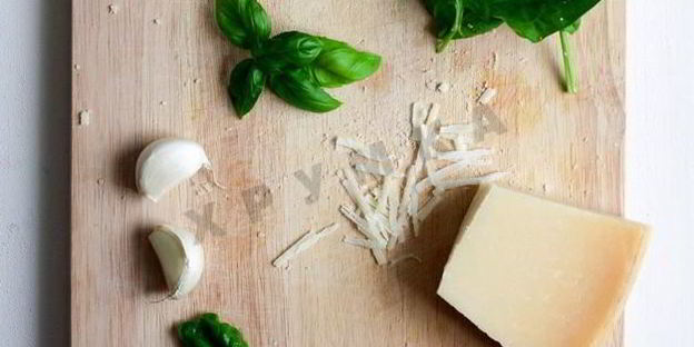 пряный соус песто из шпината