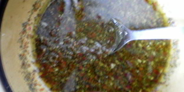 рыба запеченная с соусом песто