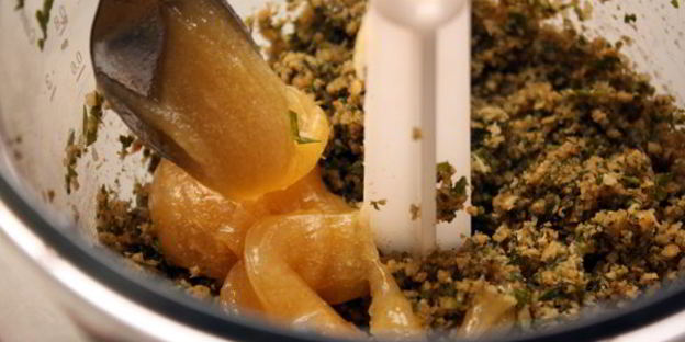 сладкий мятный песто