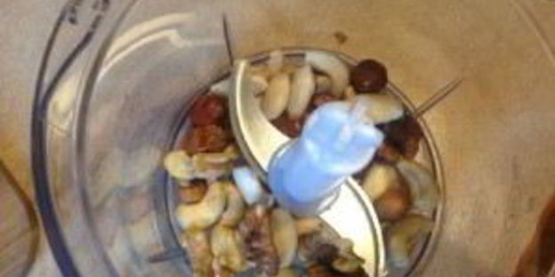 томатный песто