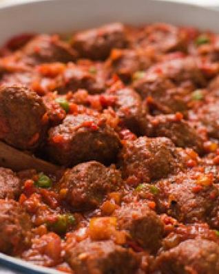 Фрикадельки в соусе сальса