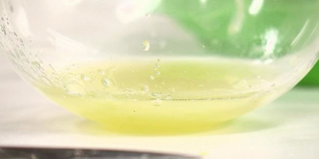 мексиканская сальса с кукурузными чипсами