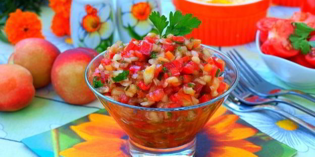 овощная сальса с персиками