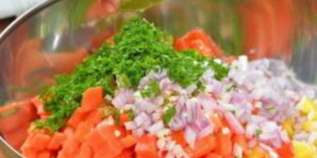 сальса из ананаса и папайи