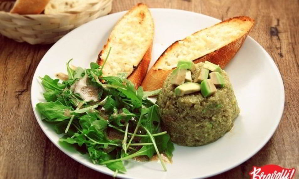 Рецепт тартара из киноа с авокадо