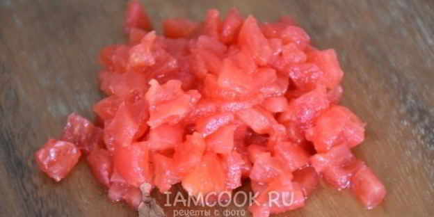 тартар из клубники и помидоров