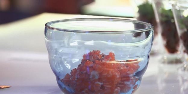 тартар из лосося со свеклой
