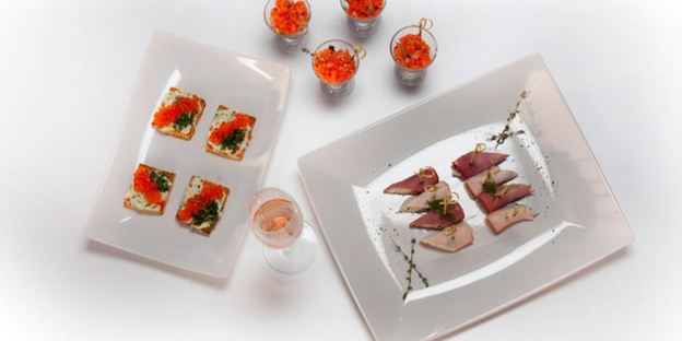 тартар из лосося со свеклой