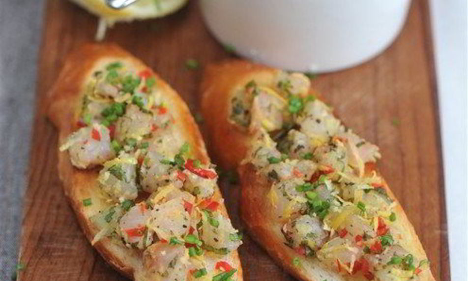 Рецепт тартара из скумбрии с жареным багетом