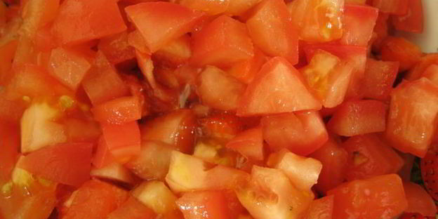 тартар клубнично-помидорный