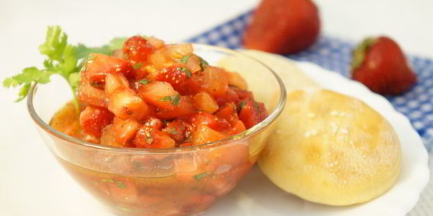 тартар клубнично-помидорный