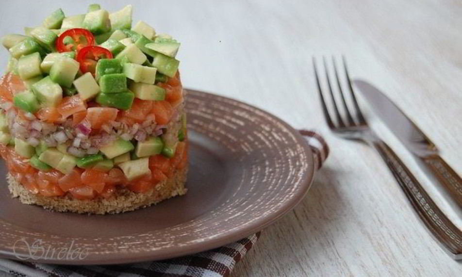 Рецепт тартара с лососем и авокадо