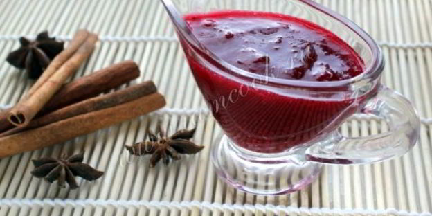 ягодный пряный соус