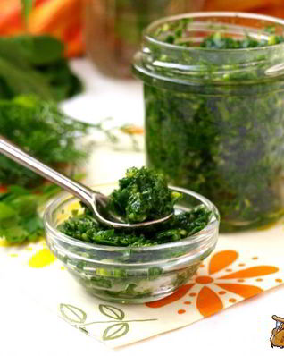 Зеленый соус из шпината