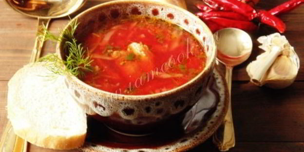 борщ на бульоне из свиных ребрышек