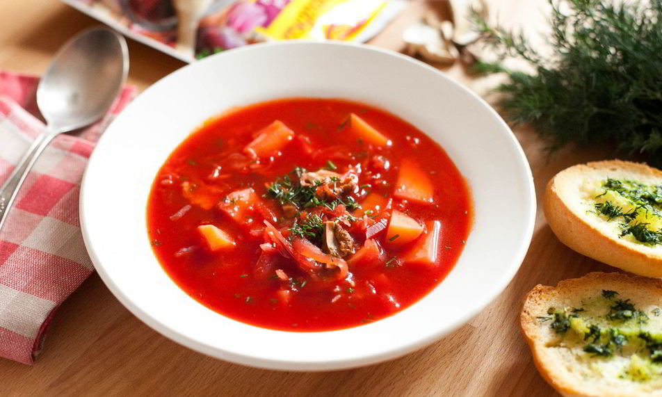 Рецепт борща с белыми грибами