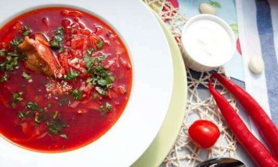 Рецепт борща с копченостями