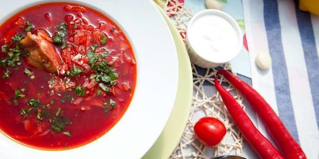 борщ с копченостями