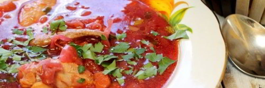 Борщ с куриными крылышками