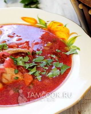 Борщ с куриными крылышками